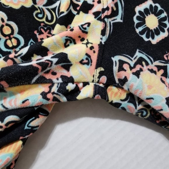 LulaRoe leggings TC Tall & Curvy floral mandala print pull on waist boho 2016 - Picture 5 of 11